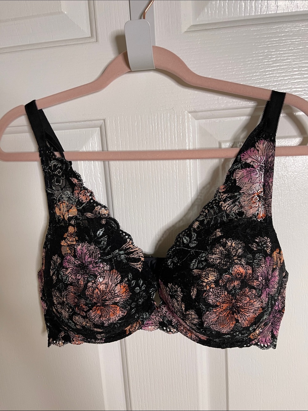 TORRID CURVE  Floral Lace Underwire Black with Pink & Orange Floral Accent